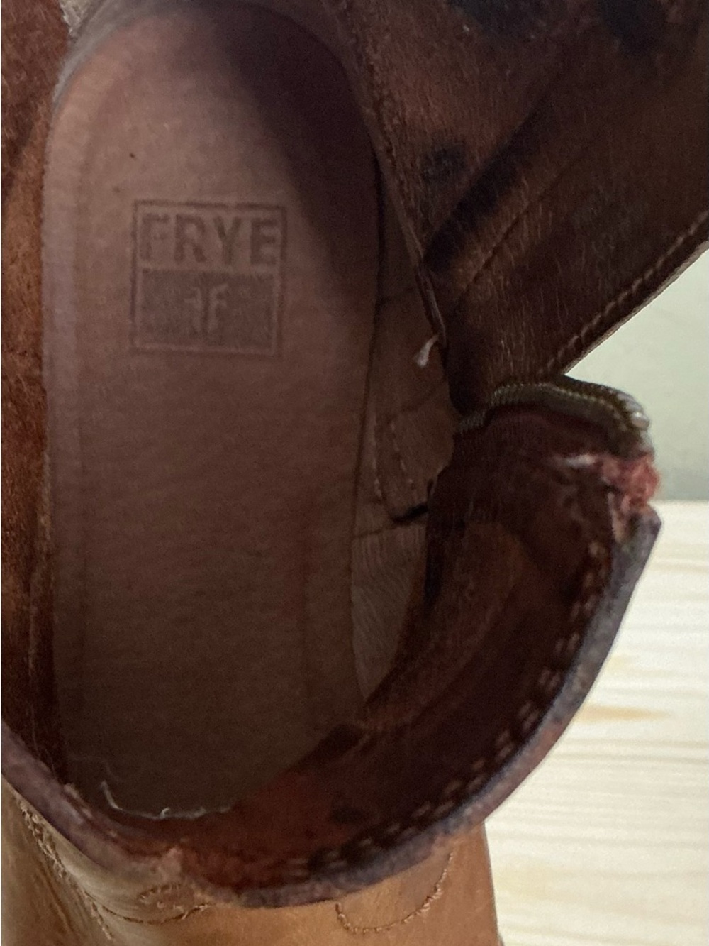 Frye Claire Bootie Side Zipper Size 7M Leather Semi-Pointed Toe Stacked Heel - Picture 13 of 13